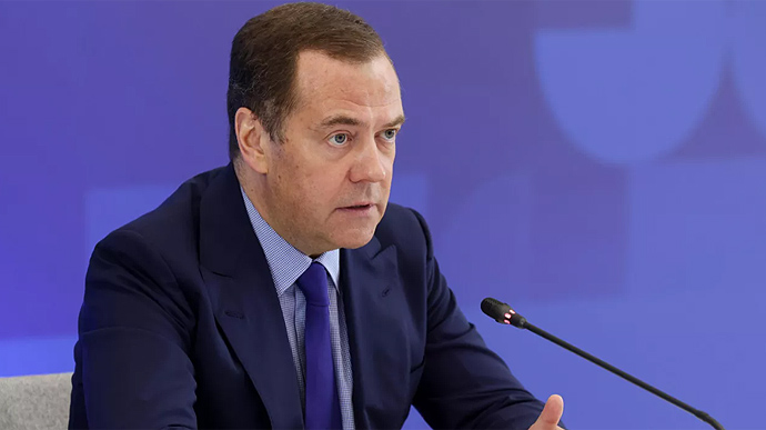Medvedev threatens Israel: helping Kyiv will destroy relations with Russia