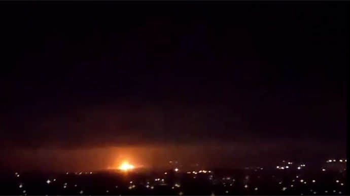 Окупанти заявили про атаку БПЛА у Брянській області РФ і запуск ракети по Криму 