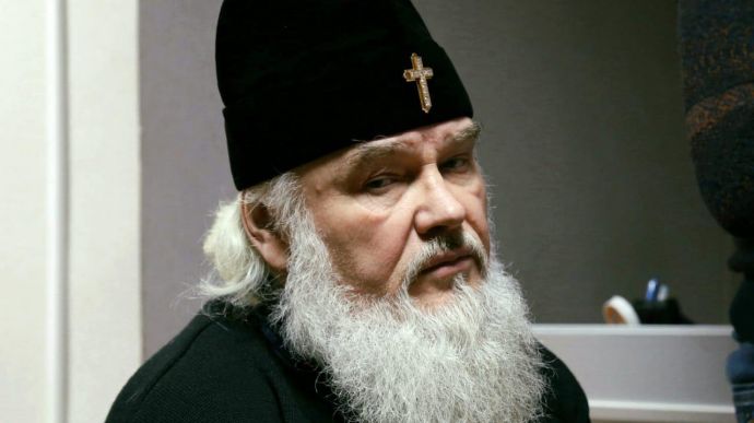 Суд отправил под ночной домашний арест митрополита УПЦ МП Иосафа