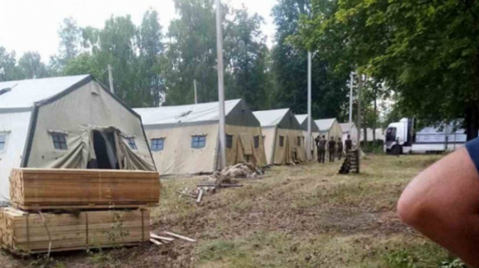З’явилися фото таборів у Білорусі, де, ймовірно, житимуть вагнерівці