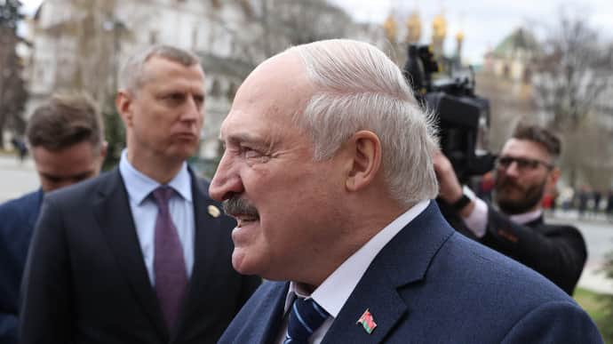 Лукашенко хоче посилити пропаганду в Білорусі, бо не вірить у незалежні ЗМІ