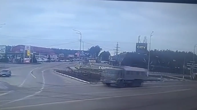 Ворог захопив два авто ЗСУ і з колоною помчав у центр Києва. Всіх знешкодили