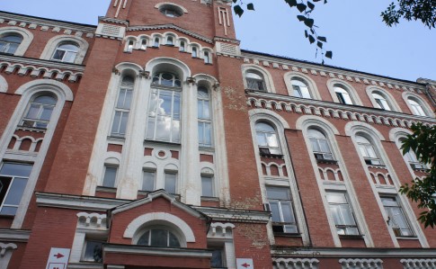 У Києві замінували лікарню, де лежать хворі з коронавірусом