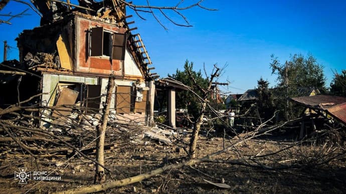 50 private houses damaged in Russian attack on Kyiv Oblast this morning