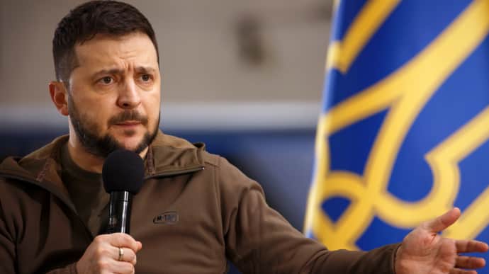 Zelenskyy believes US could send Ukraine more aid to win