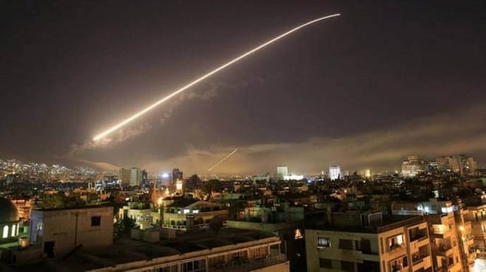 Сирия заявляет о погибшем и раненых гражданских от ракет Израиля