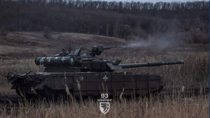 ВСУ за минувшие сутки отминусовали еще 1 250 оккупантов и 21 танк