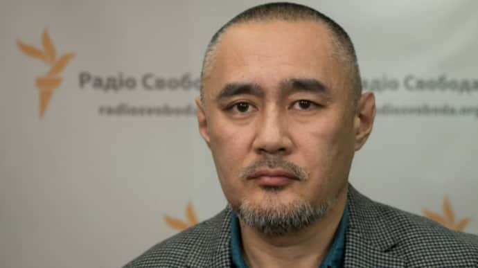 Kazakh opposition journalist Sadykov shot in Kyiv dies in hospital 
