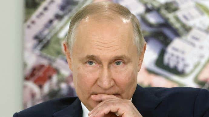 Путін заявив про уламки ручних гранат у тілах на літаку Пригожина