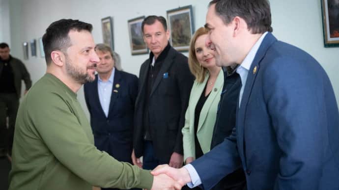 Зеленський зустрівся з делегацією Конгресу США на Чернігівщині