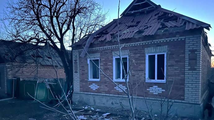Троє людей отримали поранення через російський удар по Бахмутському району