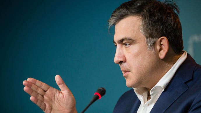 Саакашвили говорит, что уже прилетел в Грузию