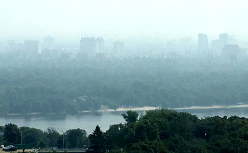Фахівці пояснили, звідки в Києві смог