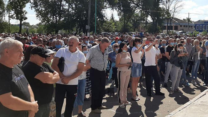 На Харьковщине столкновения между местными жителями и ромами