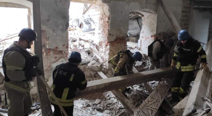 Rescuers find three people dead under rubble by Sviatohirsk Cave Monastery