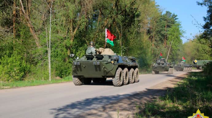 Belarus decides to conduct surprise inspection of its troops – map