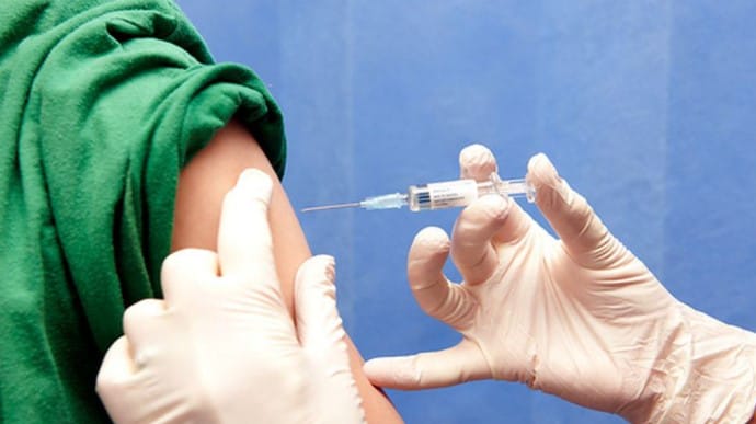 В Польше участились случаи неявки на вторую дозу прививки от COVID