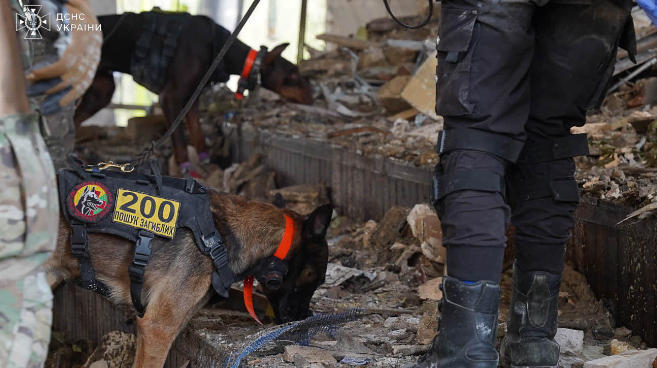 Russian strike on institute in Poltava: death toll rises to 55 – photos