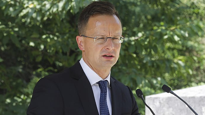 Глава МИД Венгрии может не попасть на Генассамблею ООН из-за вакцинации Спутником V