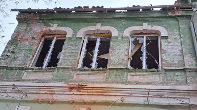 Russian attack on Nikopol district with drones and artillery injures 6 civilians – photo