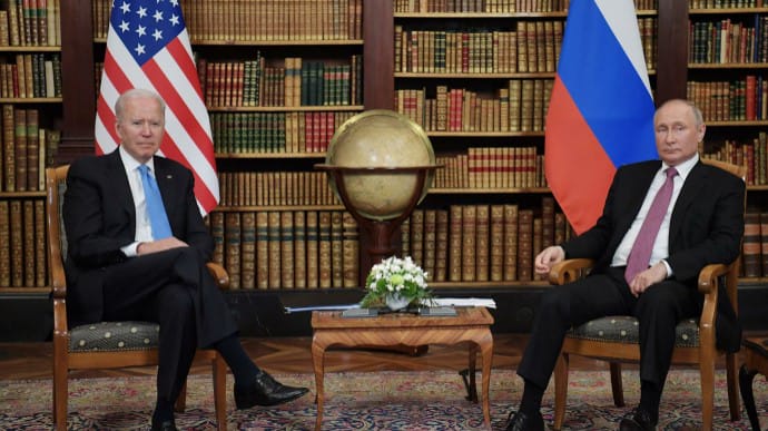 Президент РФ побачив на зустрічі з Байденом зірниці довіри
