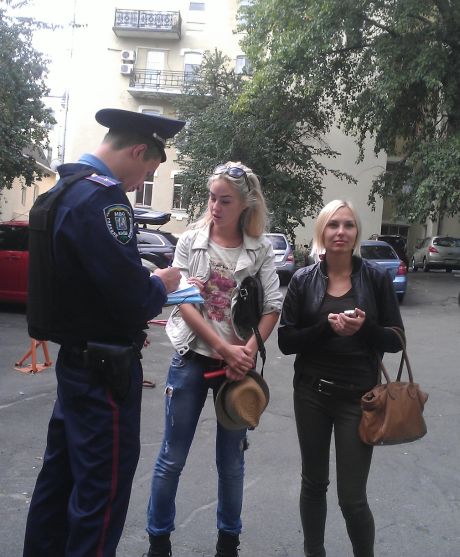 Милиция пришла к Femen