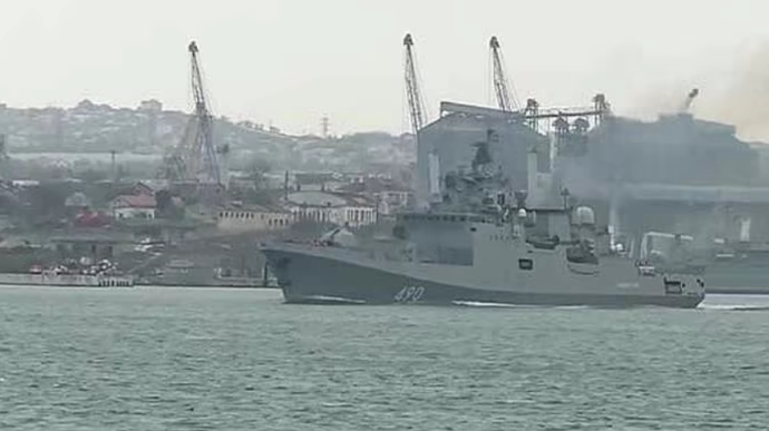 В России заявили, что морской дрон пытался атаковать корабли Черноморского флота