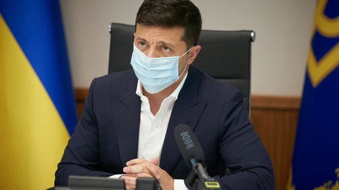 Зеленский рассказал главе Pfizer о COVID в Украине
