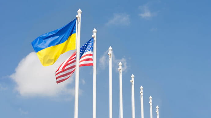 В посольстве США назвали два главных вызова, мешающих Украине развиваться
