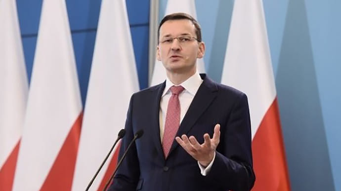 Варварство!: премьер Польши возмущен из-за отъема у белорусских оппозиционеров ребенка