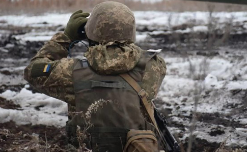 Позиції українських бійців на Донбасі обстріляли 8 разів 