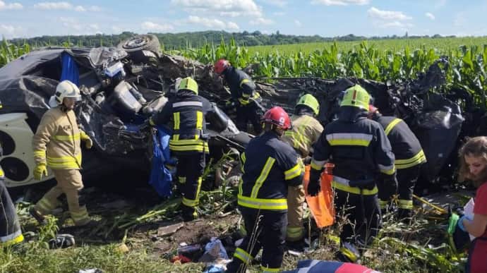 На Ровенщине в ДТП погибли 14 человек, среди них ребенок