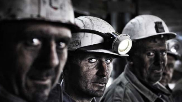 Более 80 шахтеров в Кривом Роге остались под землей в знак протеста
