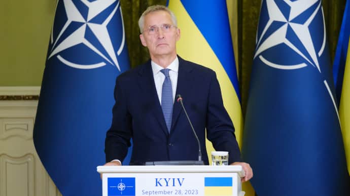 Столтенберг: НАТО не планує розгортати війська в Україні, Україна нас про це не просить