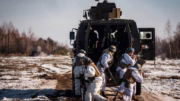 Ukrainian forces killed 810 Russian soldiers and destroyed 31 Russian artillery systems on 3 February