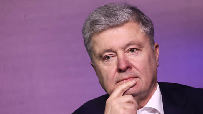 Ukraine's ex-president Poroshenko received over US$984,000 from Hungarian government 