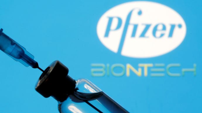 Україна уклала контракт із Pfizer на 10 млн доз вакцин – Зеленський