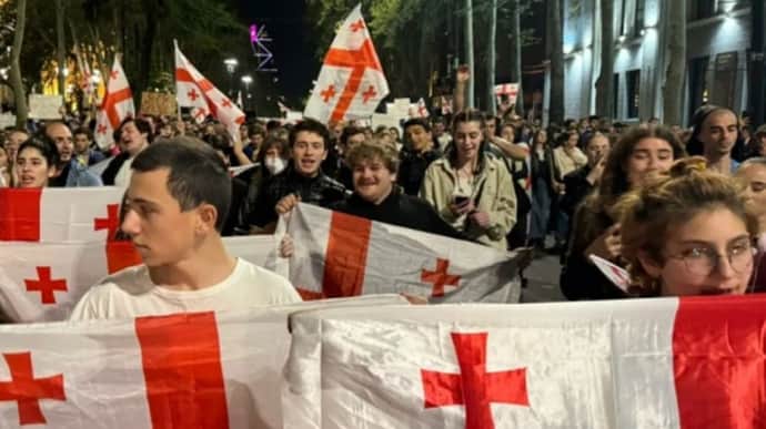 Protests against law on foreign agents continue in Tbilisi – photo