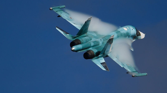 Полностью горит, бл..., уходим!: очередной российский Су-34 сбили украинские воины