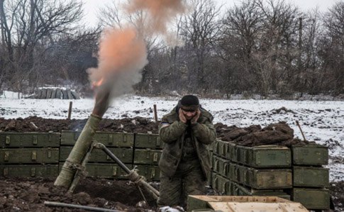 За сутки в АТО 44 обстрела, боевики снова нарушили Минск - штаб