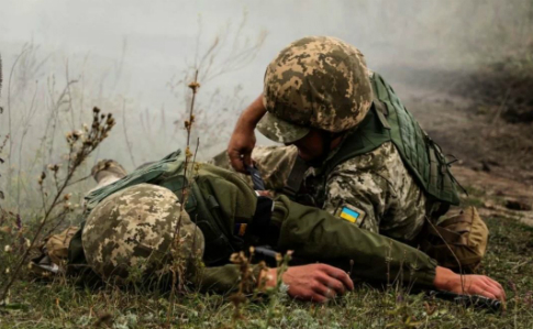 В среду на Донбассе ранили двух украинских военных