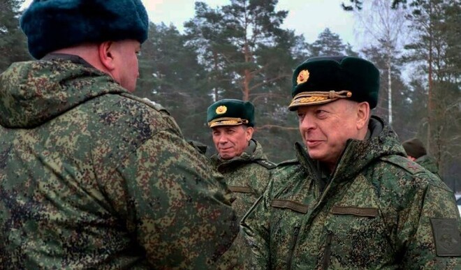 В Беларусь прибыл главнокомандующий Сухопутными войсками РФ, проверял российскую группировку