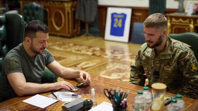 Sergeant Major meets with Zelenskyy and speaks up about disagreements with his commanders