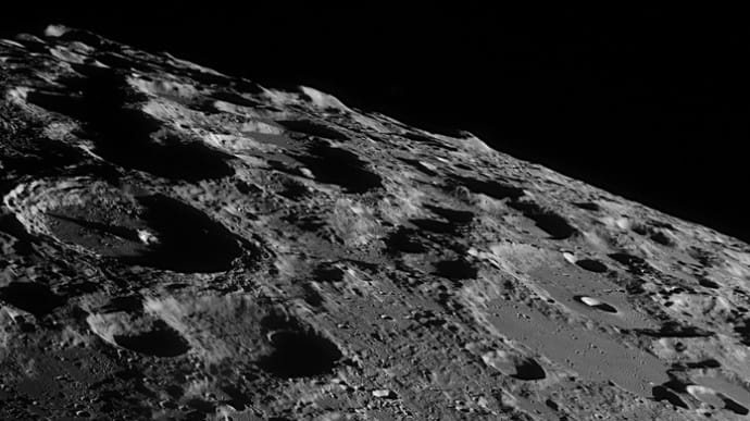 Висадити першу жінку на Місяць в NASA обіцяють протягом 10 років