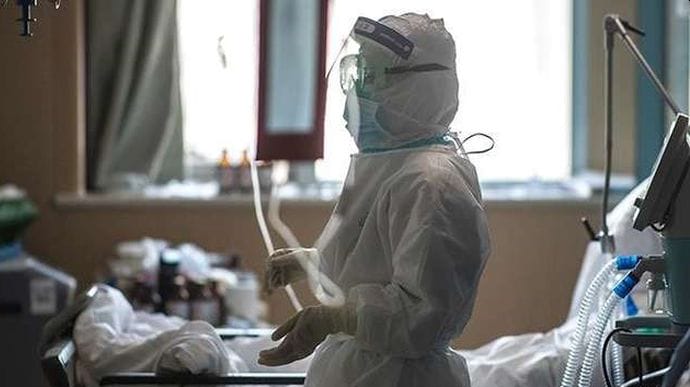 Covid в Украине: 9 371 человек заболел, 450 больных умерли за сутки
