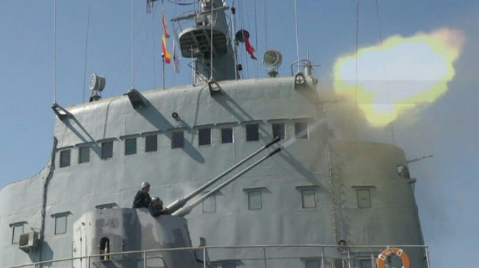 Російські кораблі провели бойові стрільби в Чорному морі на тлі навчань Sea Breeze