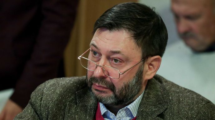 Зеленский ввел санкции против российских пропагандистов и украинцев-коллаборантов