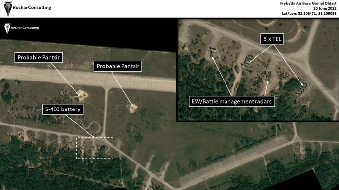 На військовому аеродромі, який Білорусь віддала РФ, побільшало техніки – ЗМІ