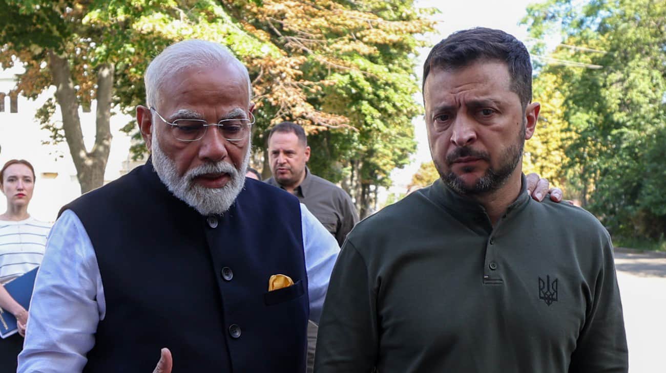 Indian PM tells Zelenskyy that he will have to negotiate with Putin – video