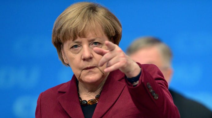 Меркель: ЄС має ввести нові санкції проти РФ у разі ескалації на сході України